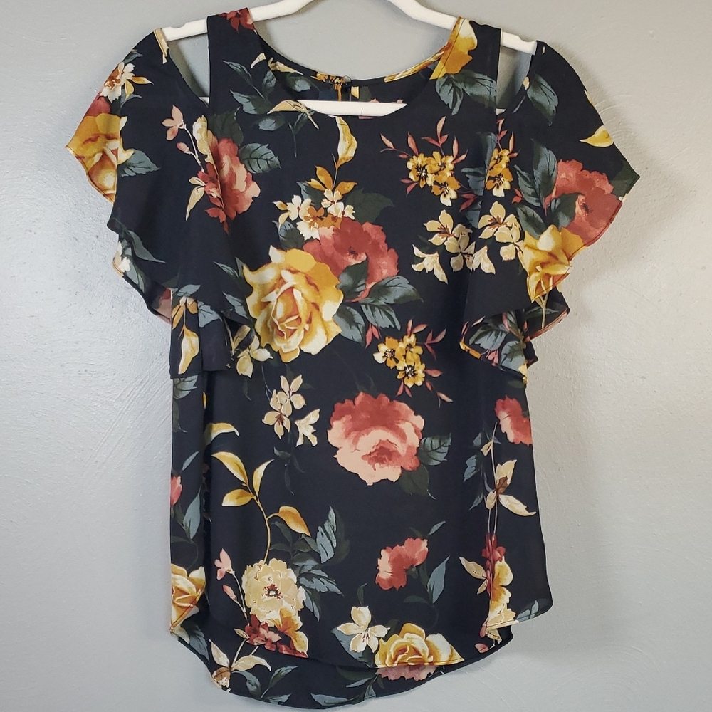 BCX Beautiful Black Floral, Cold Shoulder Blouse. Size XS